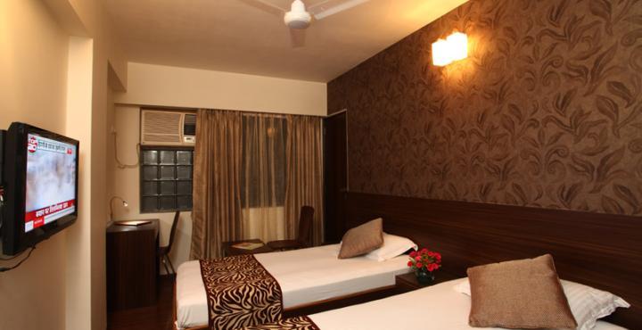Hostel Mumbai By Maharana Inn Bombaim Exterior foto