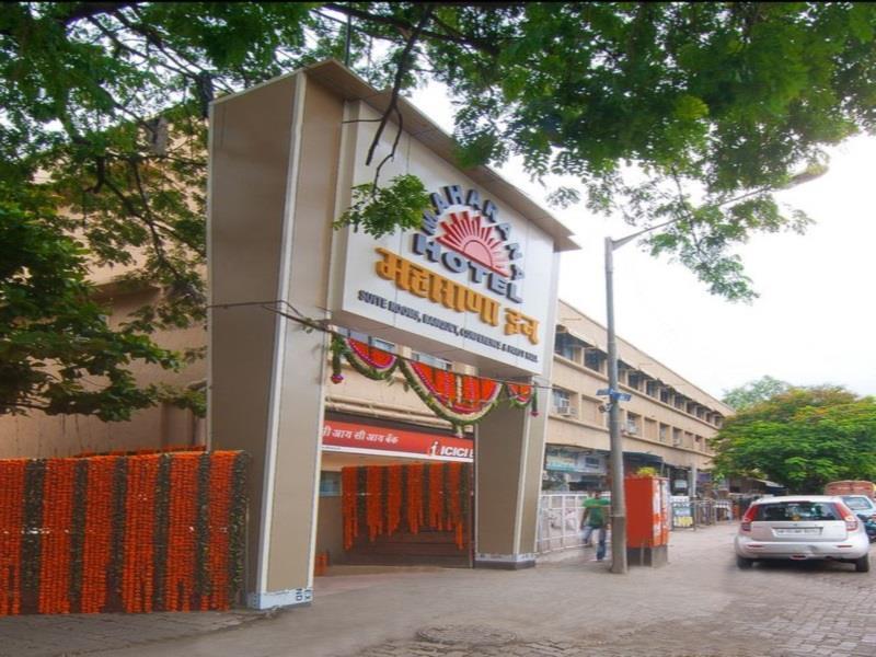 Hostel Mumbai By Maharana Inn Bombaim Exterior foto