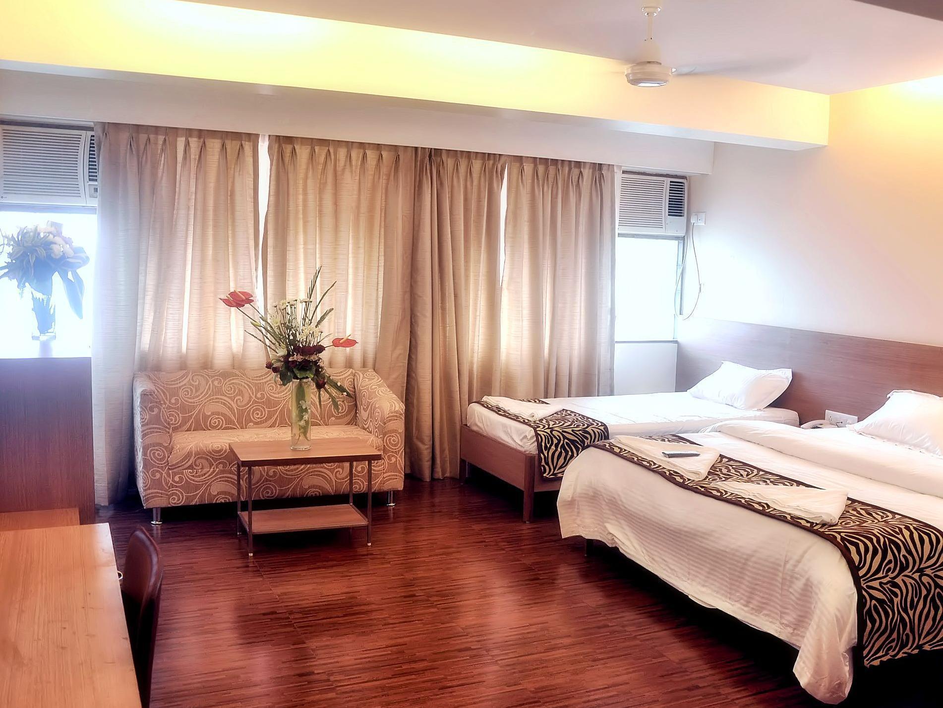 Hostel Mumbai By Maharana Inn Bombaim Exterior foto